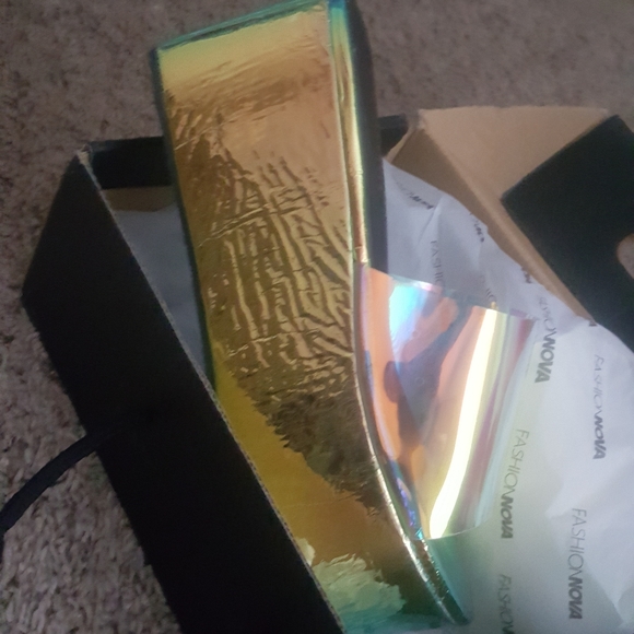 Sandals - Picture 1 of 1